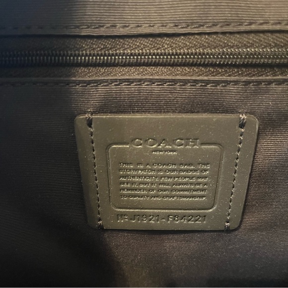 Platinum Coach Leather Backpack with silver hardware - Picture 6 of 8